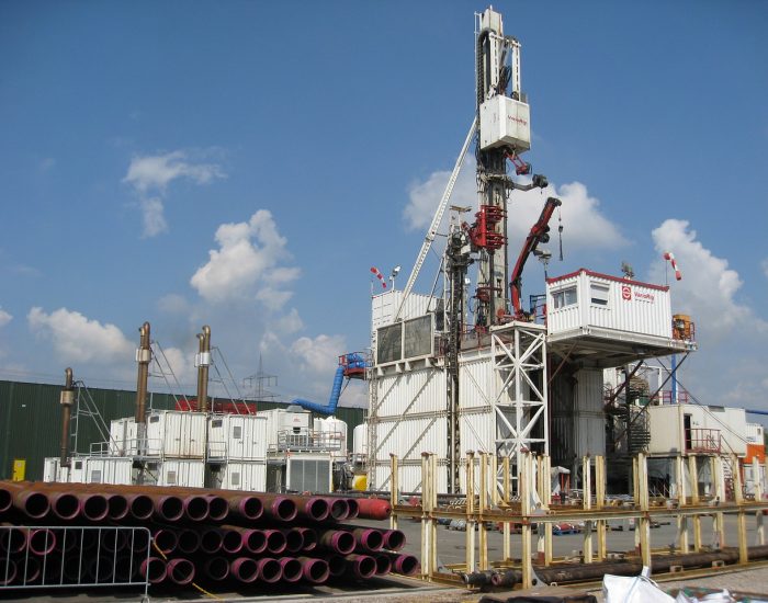 onshore, drilling, rig-1928355.jpg
